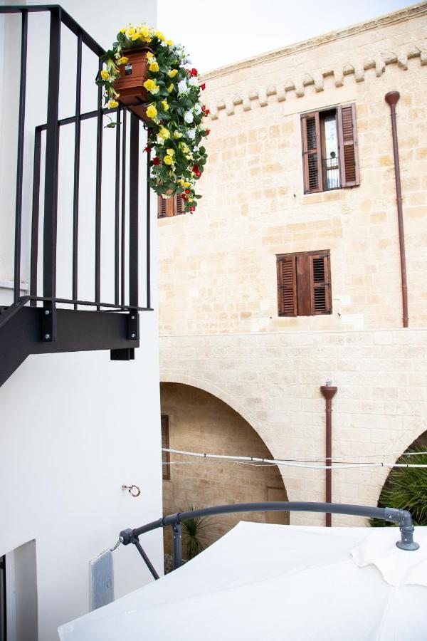 Hotel Dimora Guerrieri Bríndisi Exterior foto